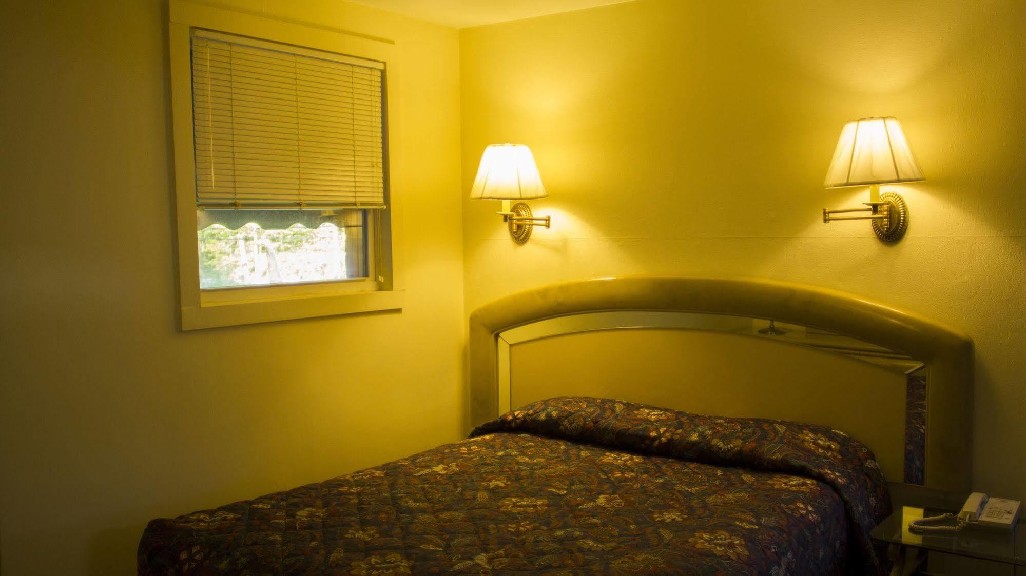 פישקיל Countryside Motel מראה חיצוני תמונה